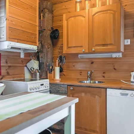 Poronpurema A By Interhome * 列维